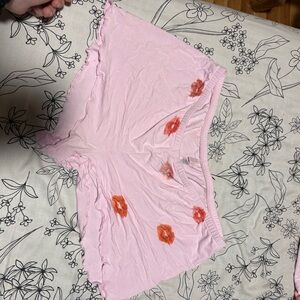 SKIMS Pink Lounge Shorts with Lip Print